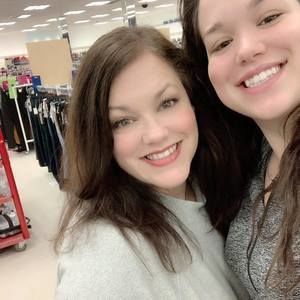 Meet your Posher, Pamela